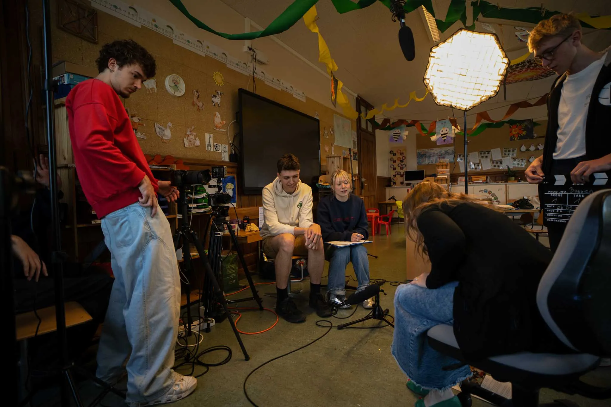 L'équipe en plein tournage : Benoit, Luca et Lou.